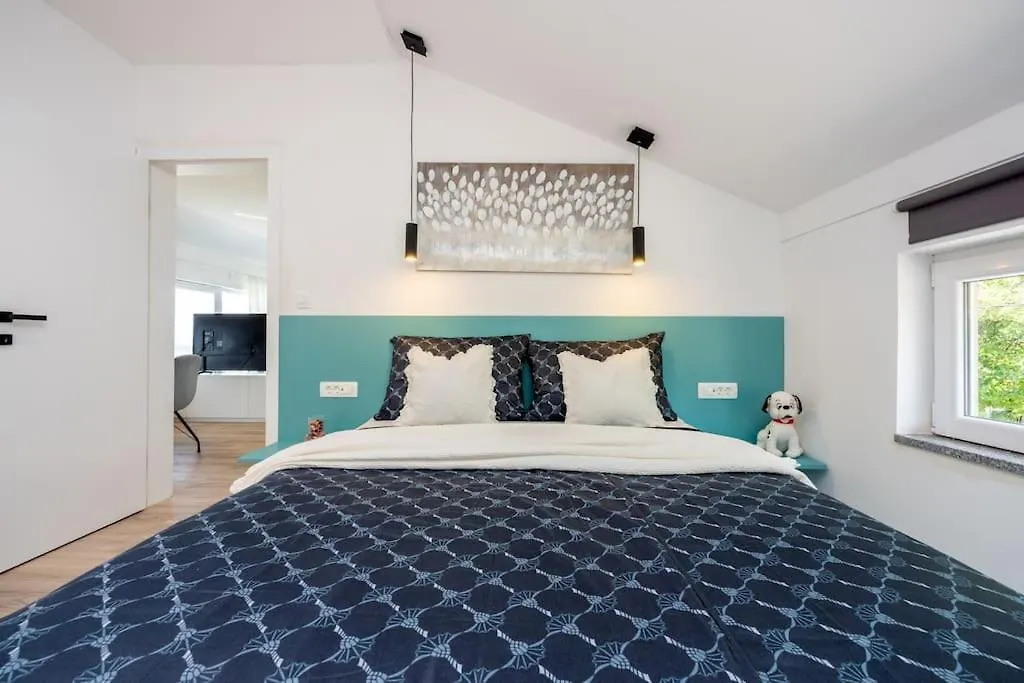 Karl Ck Apartment Crikvenica 0*,  Croatia